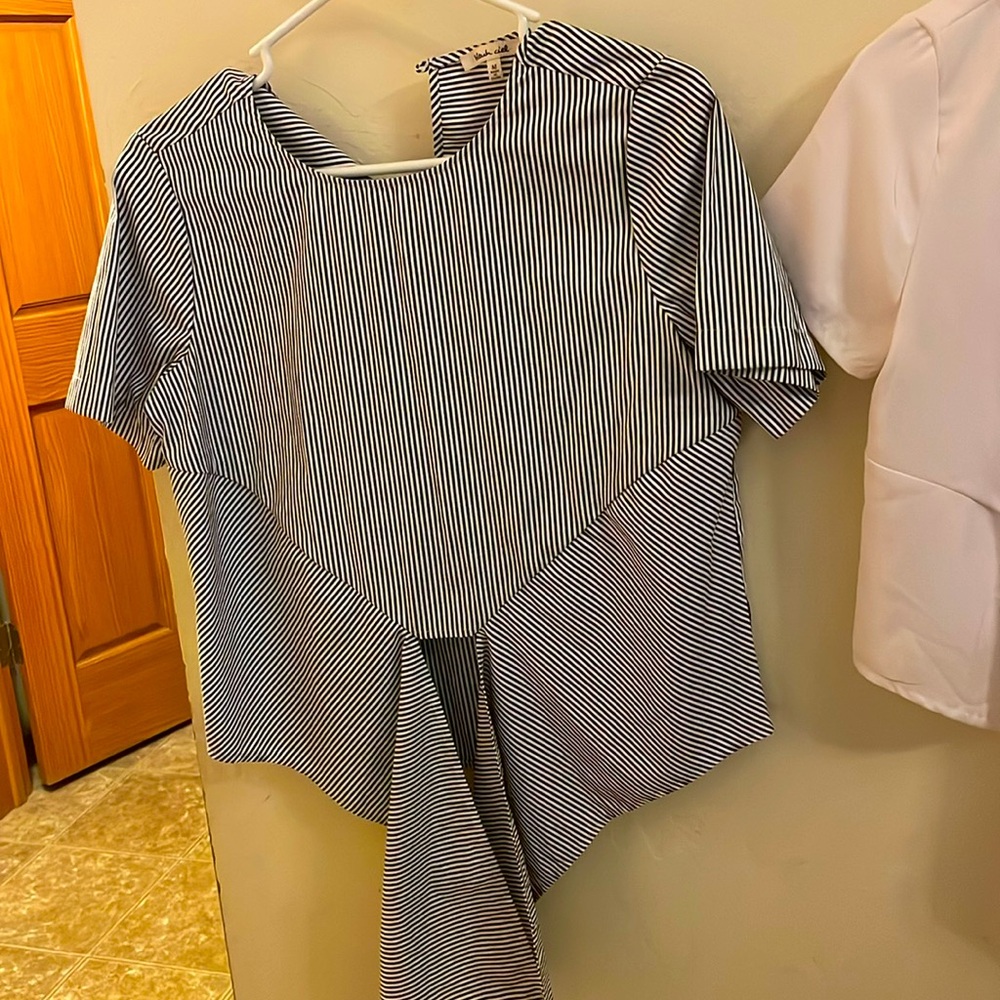 Striped tie bottom top.